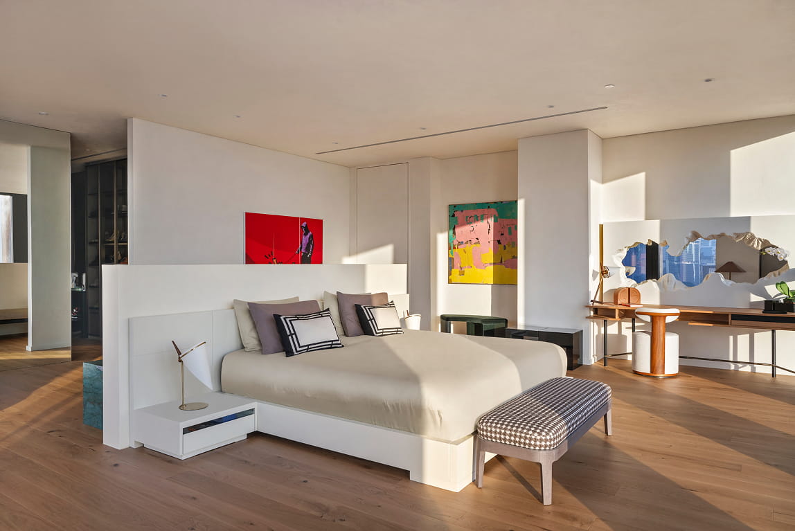 Penthouse — 4